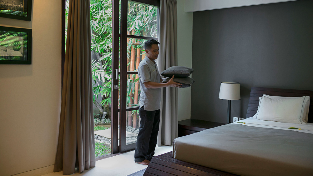 The Layar - Personal service